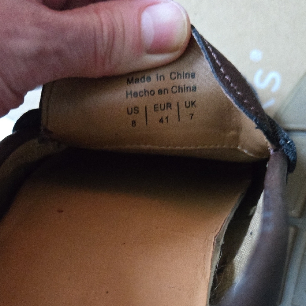 Aldo Men's Brown Loafers with Red Accents sz. 8 Used fit 9.5 - Picture 7 of 9